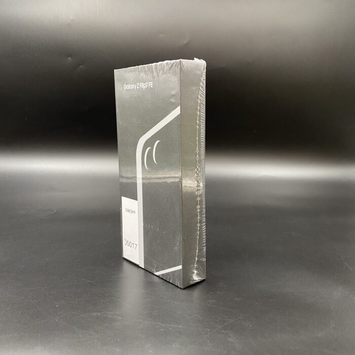Samsung Galaxy Z Flip 7 FE 256GB Black (Brand New / Sealed) - Image 2