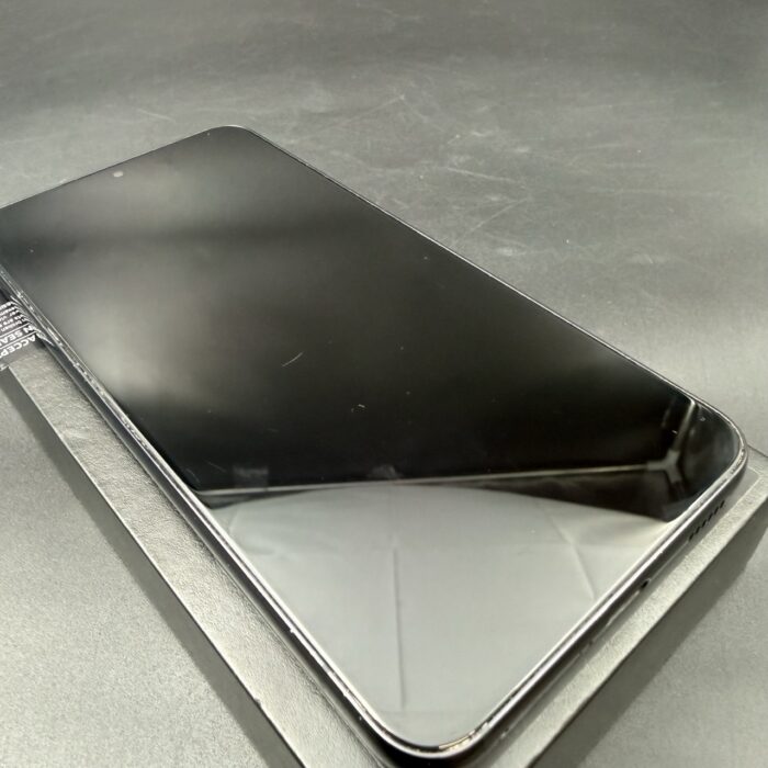 Samsung Galaxy S22 5G 256GB Phantom Black - Image 10