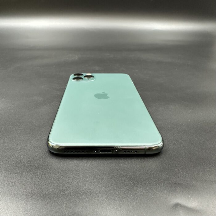iPhone 11 Pro Max 64GB Midnight Green - Image 3