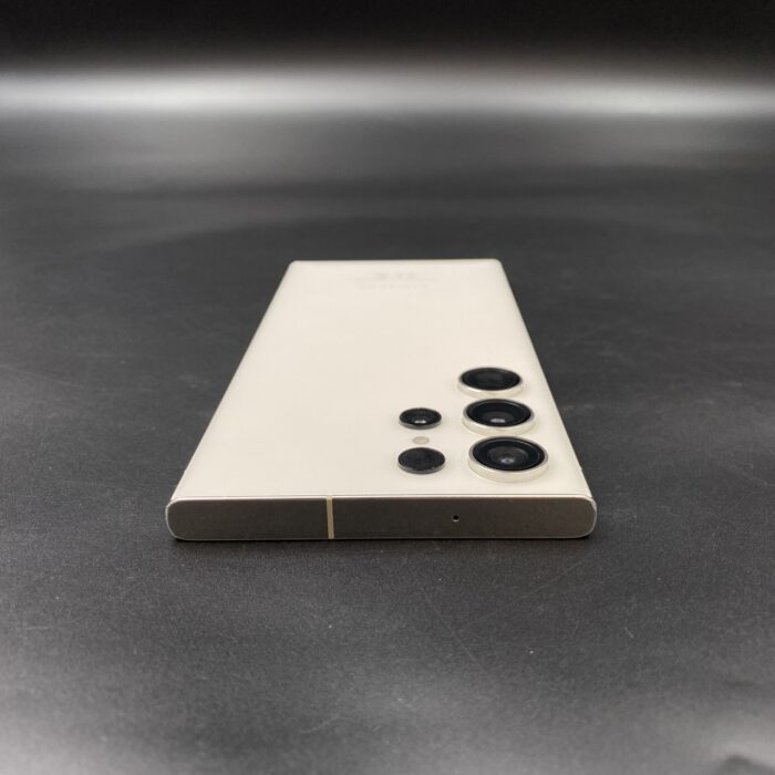 Samsung Galaxy S23 Ultra 512GB Phantom White (Cracked Screen) - Image 5