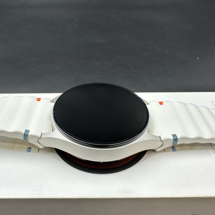 Samsung Galaxy Watch 7 40mm GPS Cream - Image 3