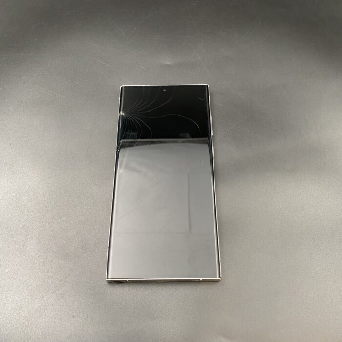 Samsung Galaxy S23 Ultra 512GB Phantom White (Cracked Screen) - Image 8