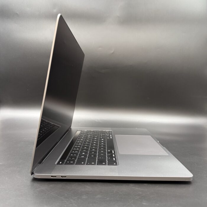 Macbook Pro 16" 2019 | 2.4GHz Core i9 | 64GB Ram | 1TB SSD | Space Grey - Image 5
