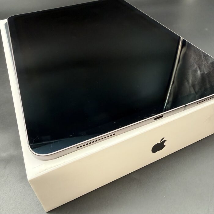 iPad Pro 11" (2018) 1TB Wifi + Cellular Space Gray - Image 7