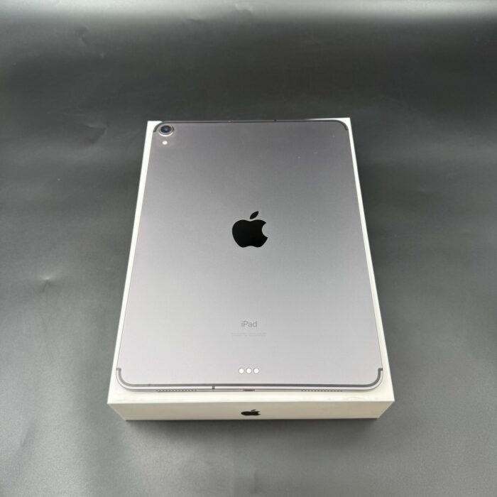 iPad Pro 11" (2018) 1TB Wifi + Cellular Space Gray - Image 11