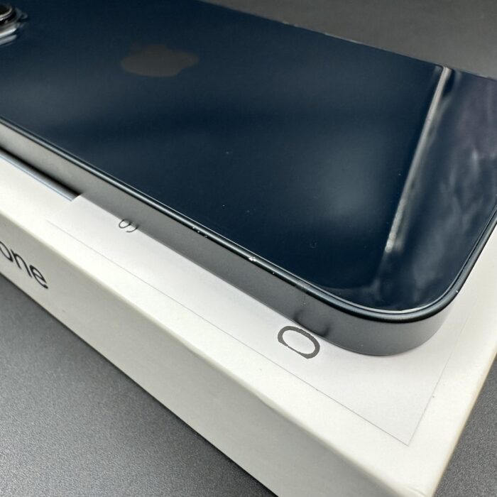 iPhone 14 128GB Midnight - Image 4
