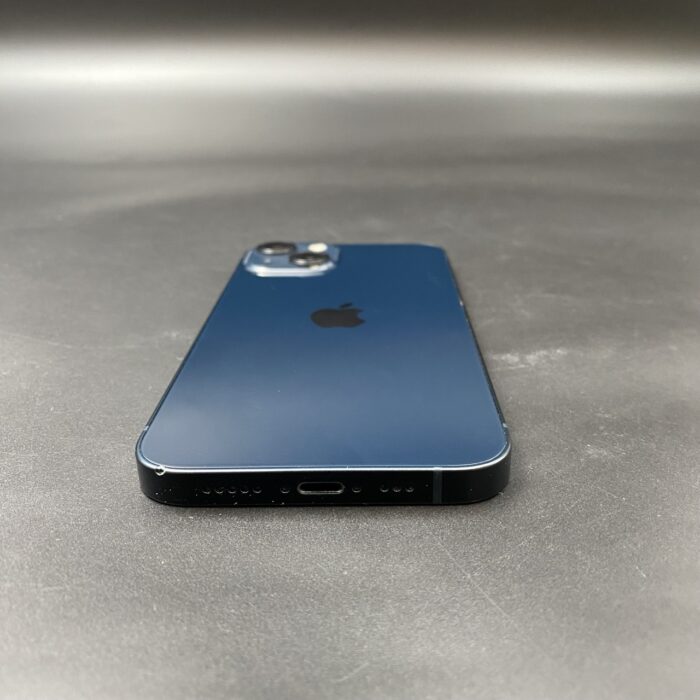 iPhone 13 128GB Midnight - Image 3