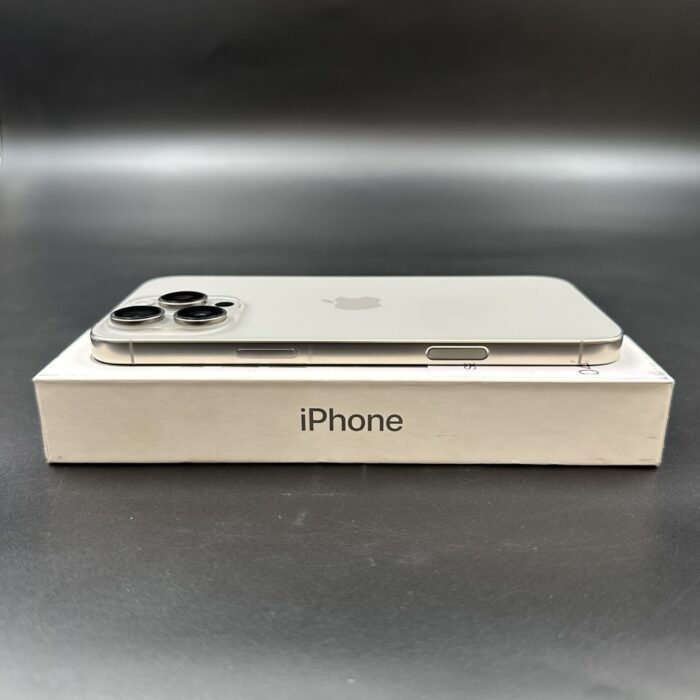 iPhone 16 Pro Max 256GB Natural Titanium - Image 3