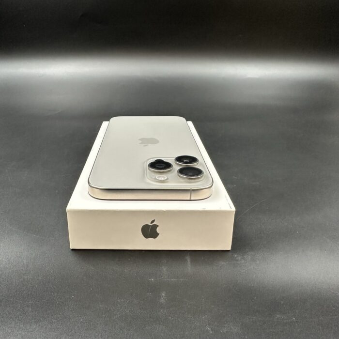 iPhone 16 Pro Max 256GB Natural Titanium - Image 6