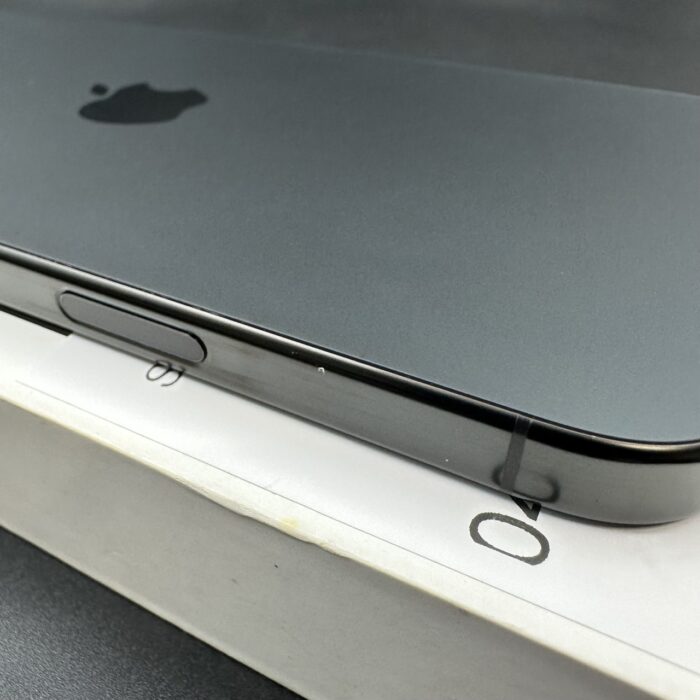iPhone 16 Pro Max 256GB Black Titanium - Image 4