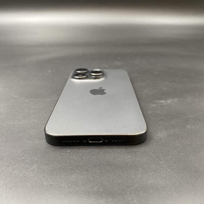 iPhone 15 Pro 128GB Black Titanium - Image 3