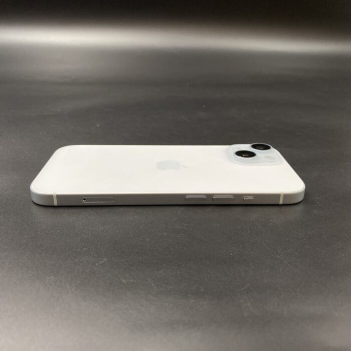 iPhone 15 128GB Blue - Image 4