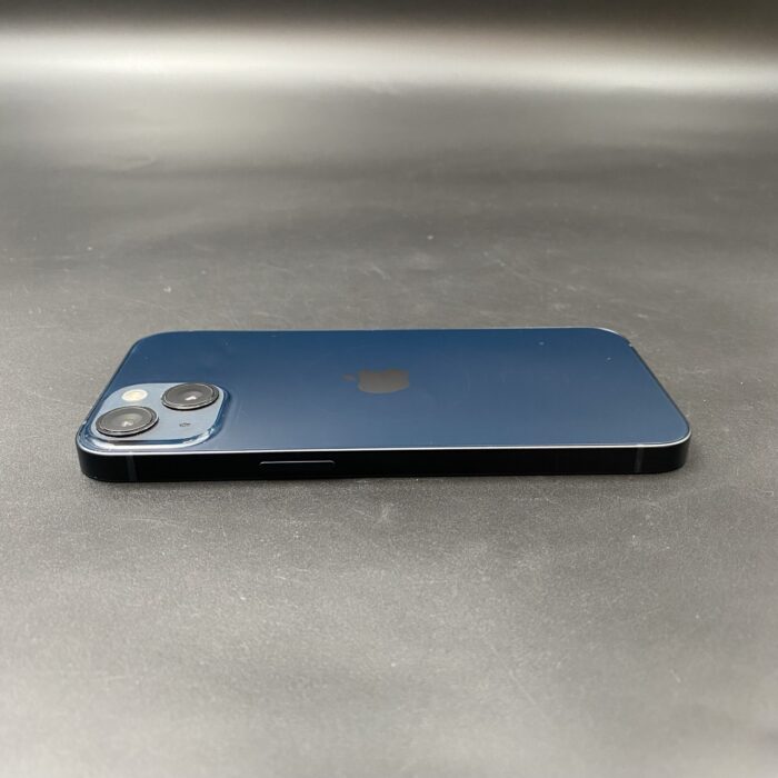 iPhone 13 128GB Midnight - Image 2