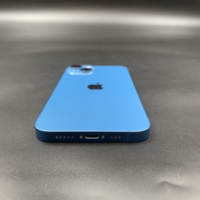 iPhone 13 256GB Blue - Image 3