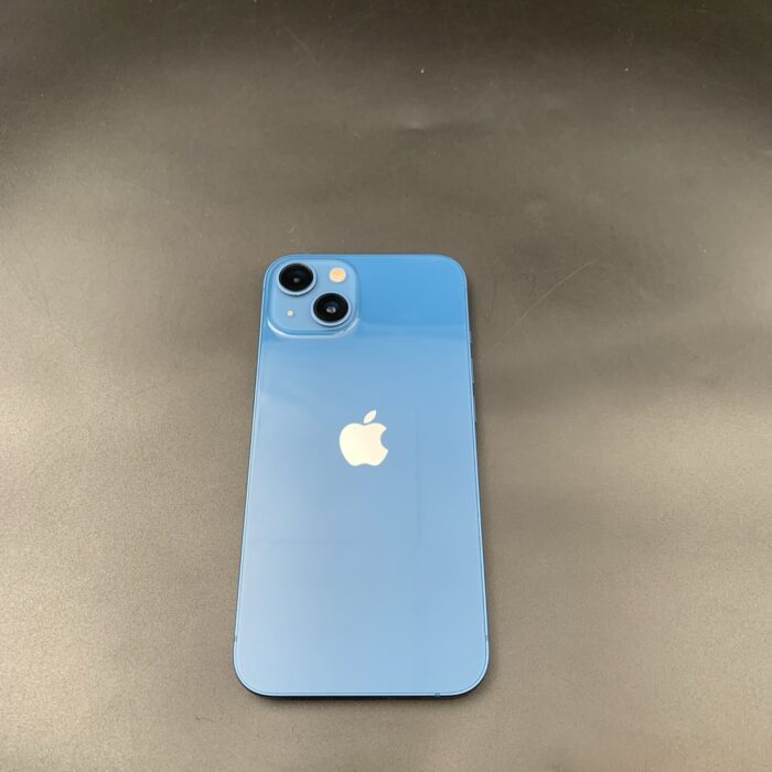 iPhone 13 256GB Blue - Image 8
