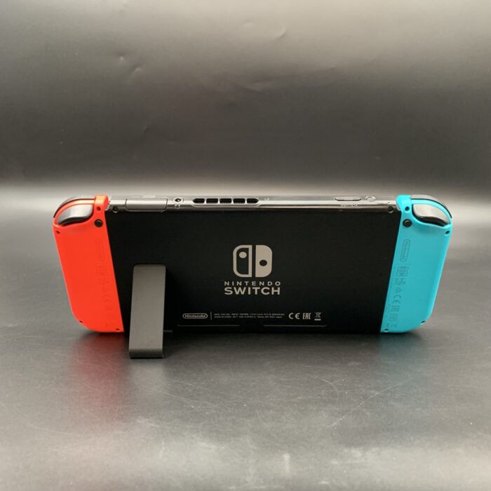 Nintendo Switch 32GB + 32GB SD Card + Bag - Image 6