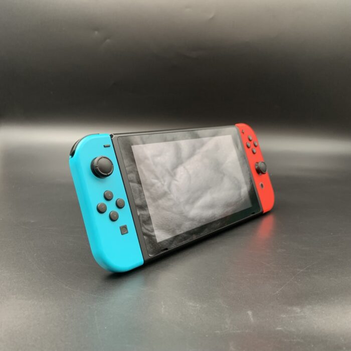 Nintendo Switch 32GB + 32GB SD Card + Bag - Image 7