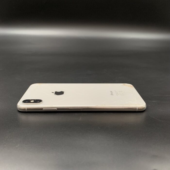 iPhone XS Max 256GB (Cracked Back And Screen) - Image 2