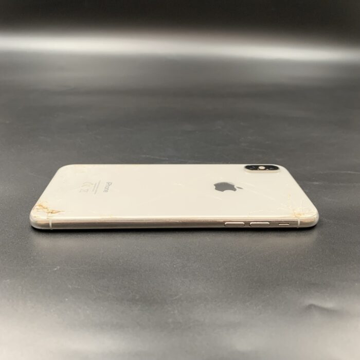 iPhone XS Max 256GB (Cracked Back And Screen) - Image 4