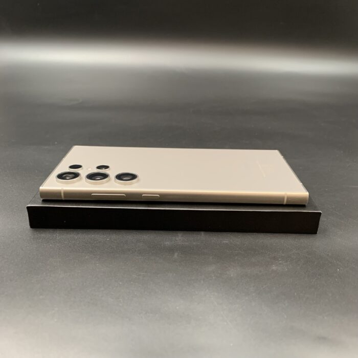 Samsung Galaxy S24 Ultra 256GB Titanium Grey - Image 3