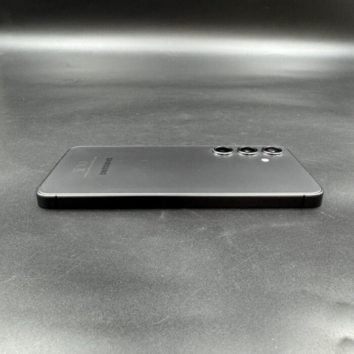 Samsung Galaxy S24 256GB Phantom Black - Image 4