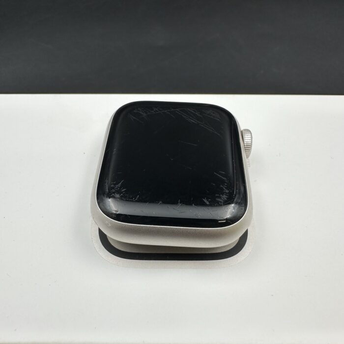 Apple Watch Series 8 41MM Starlight - Image 3