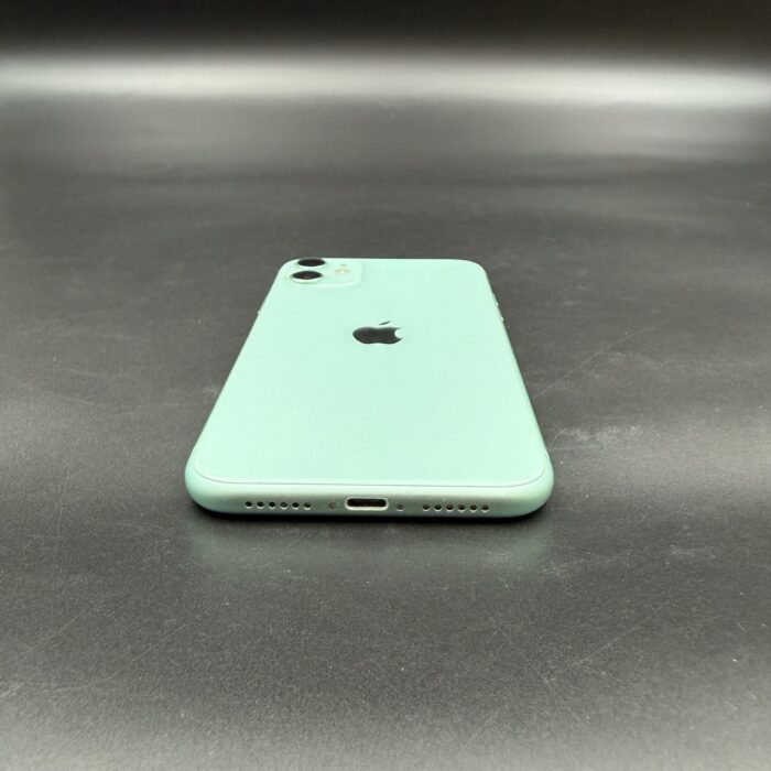 iPhone 11 128GB Green - Image 3