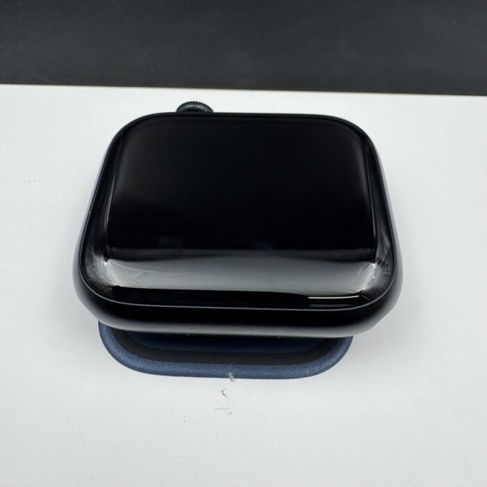Apple Watch Series 8 45MM Midnight - Image 6
