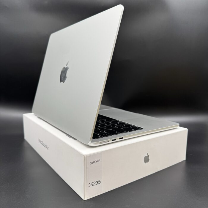 Macbook Air M4 13" | 16GB | 256GB SSD | Silver - Image 3