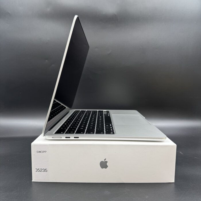 Macbook Air M4 13" | 16GB | 256GB SSD | Silver - Image 4