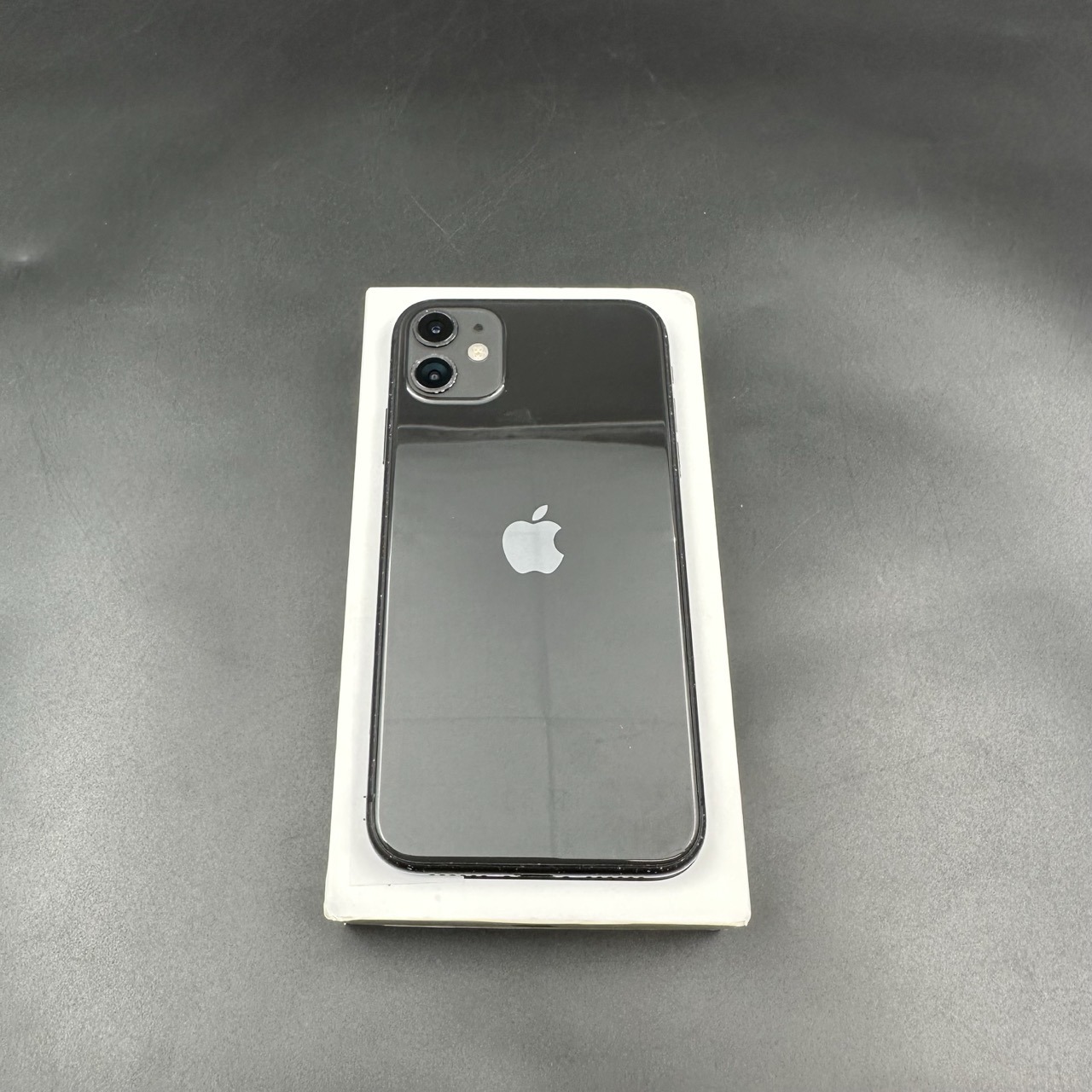 iPhone 11 128GB Black | Swopp