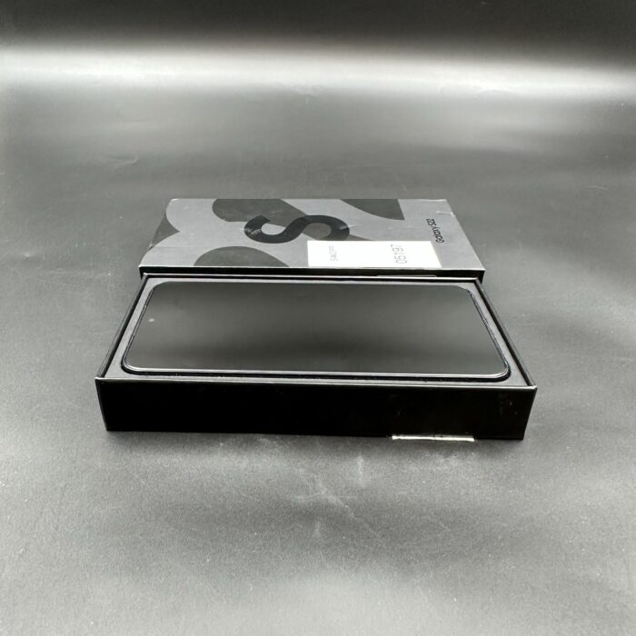 Samsung Galaxy S22 256GB Phantom Black - Image 2