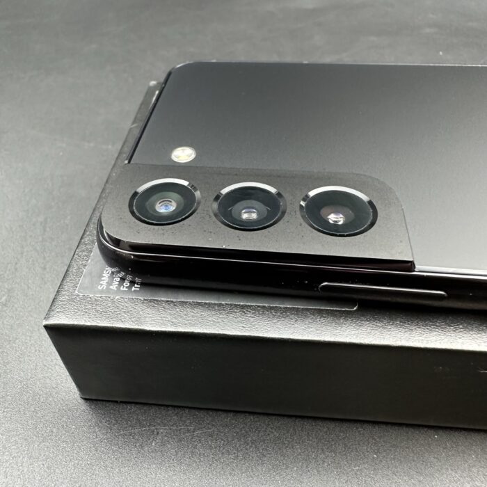 Samsung Galaxy S22 256GB Phantom Black - Image 4