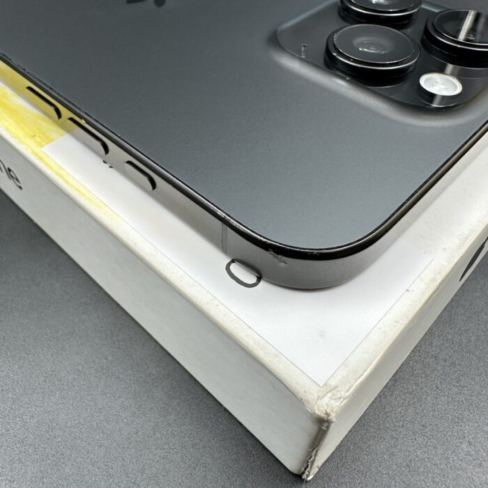 iPhone 16 Pro Max 256GB Black Titanium - Image 8