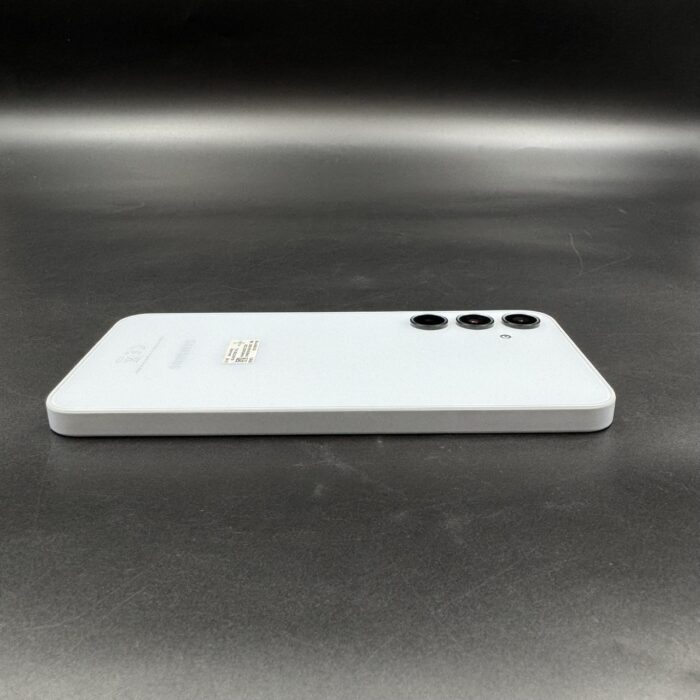 Samsung Galaxy A35 128GB Awesome Iceblue - Image 4