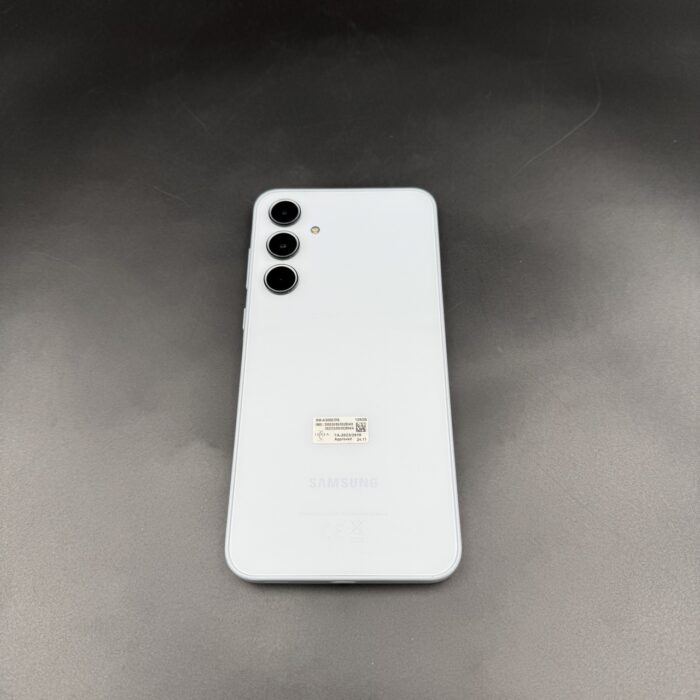 Samsung Galaxy A35 128GB Awesome Iceblue - Image 9