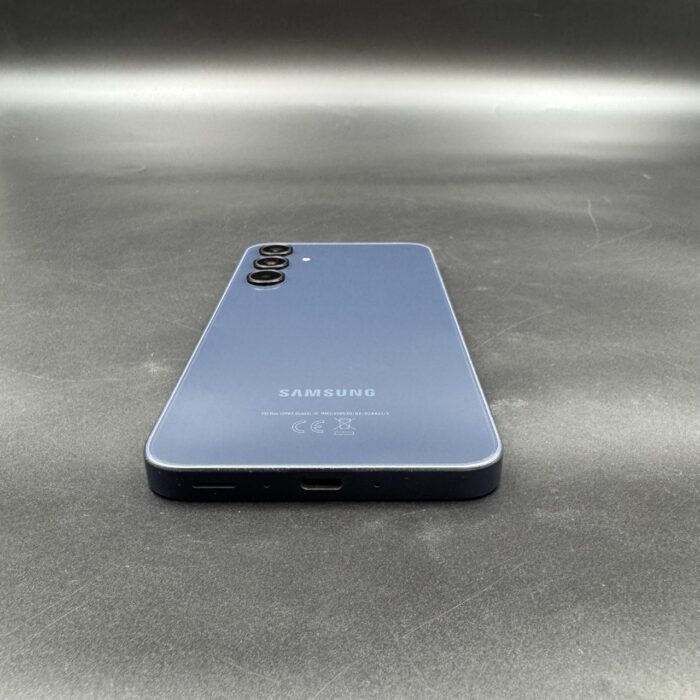 Samsung Galaxy A35 128GB Awesome Graphite - Image 3