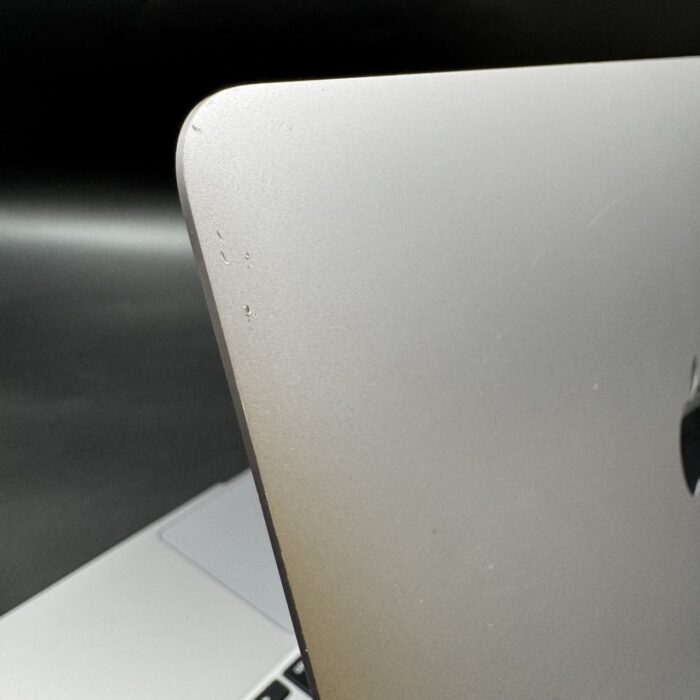 Macbook Pro 13" M2 | 8GB | 512GB SSD | Space Grey - Image 6