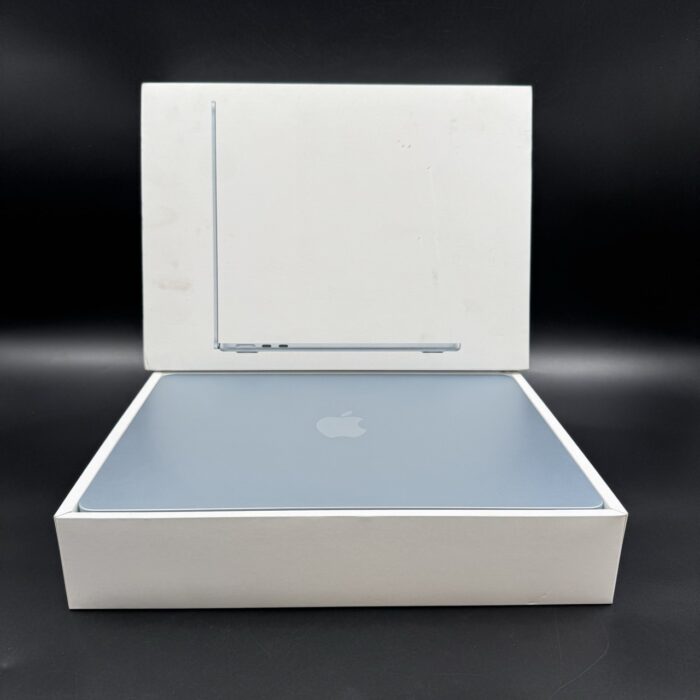 Macbook Air M4 13" | 16GB | 256GB SSD | SKY Blue - Image 2
