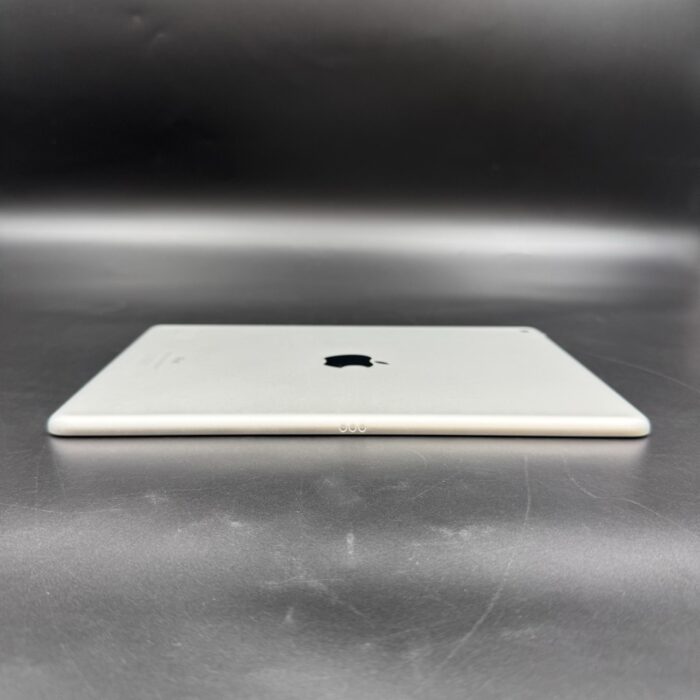 iPad 7th Gen 32GB Silver - Image 5