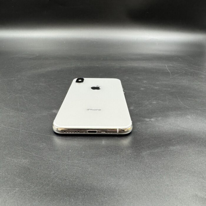 iPhone XS 64GB Silver - Image 3