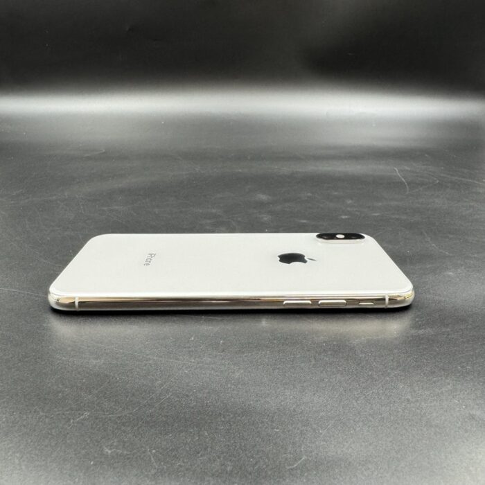 iPhone XS 64GB Silver - Image 4
