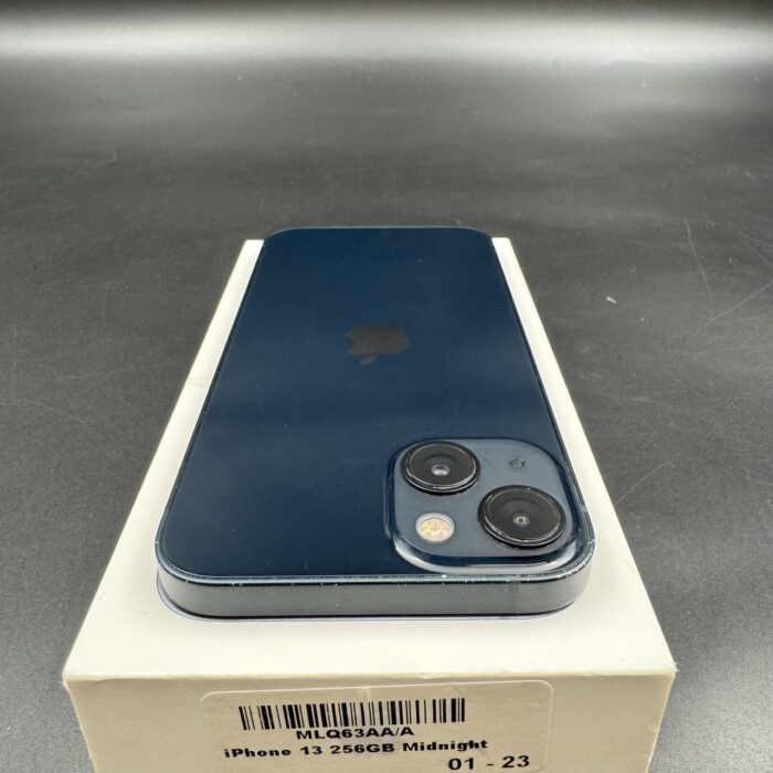 iPhone 13 256GB Midnight - Image 8