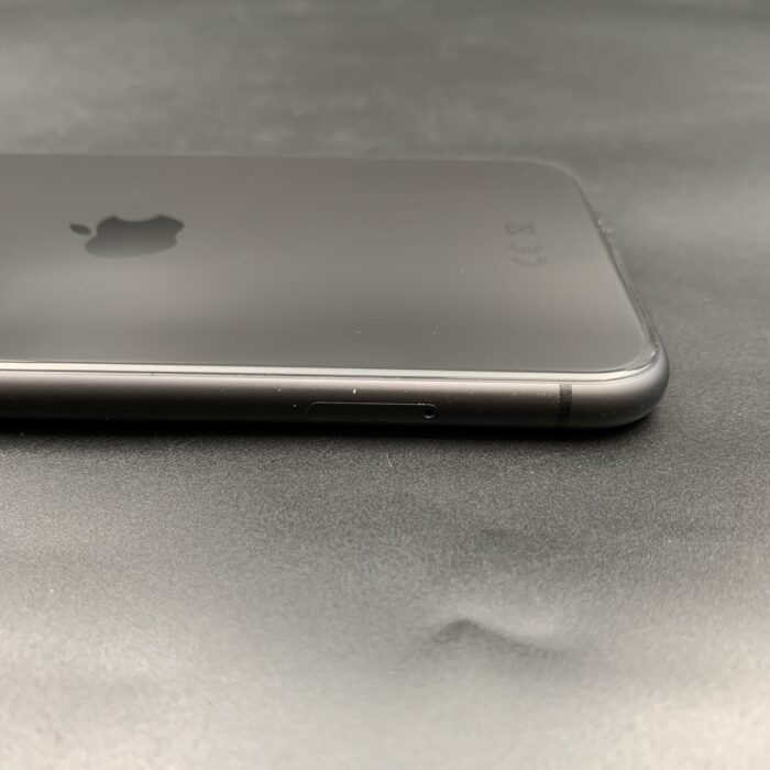 iPhone 11 64GB Black - Image 3