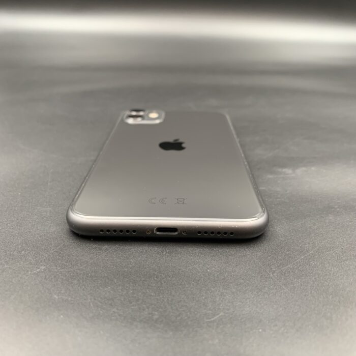 iPhone 11 64GB Black - Image 4