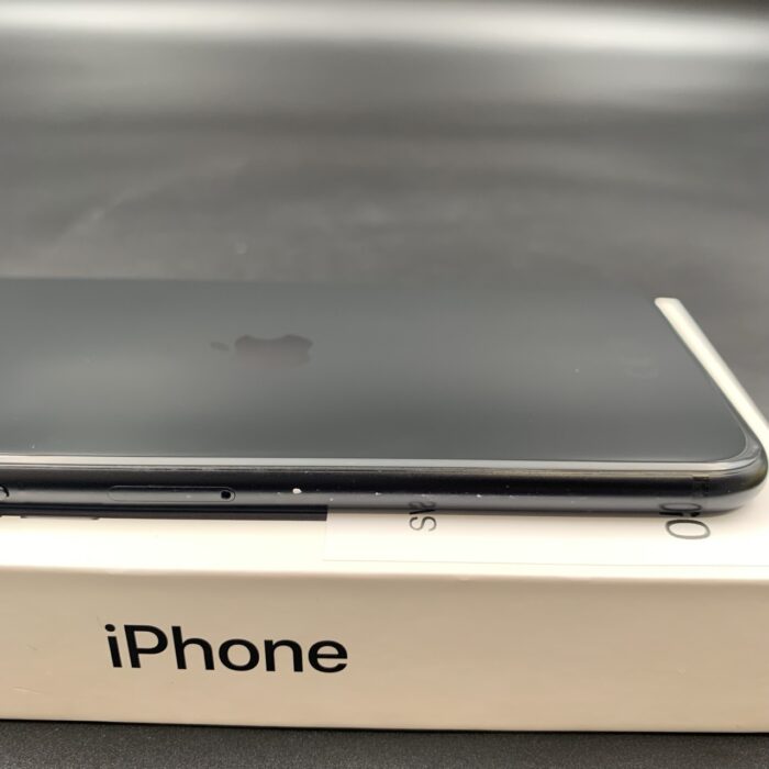 iPhone SE (2nd Gen) 64GB Black - Image 4