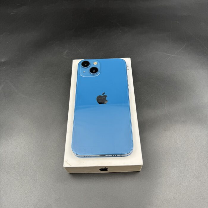 iPhone 13 128GB Blue - Image 12