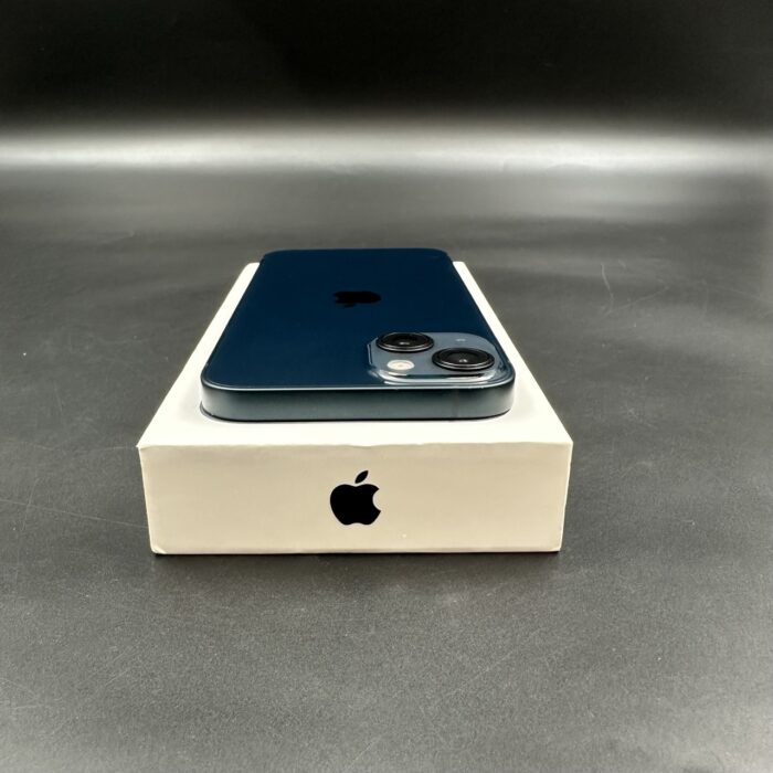 iPhone 13 128GB Midnight - Image 6