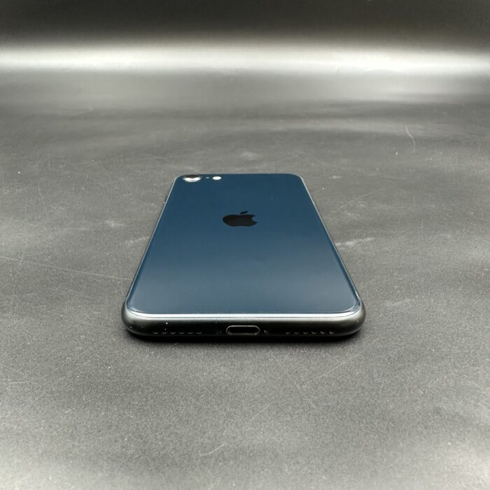 iPhone SE (3rd Generation) 128GB Midnight - Image 3
