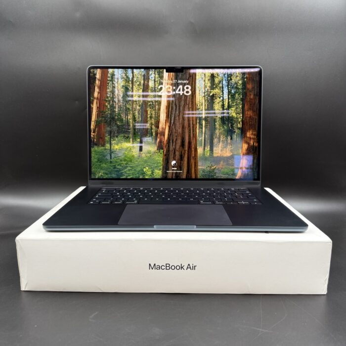 Macbook Air M3 15" | 8GB | 256GB | Midnight - Image 7
